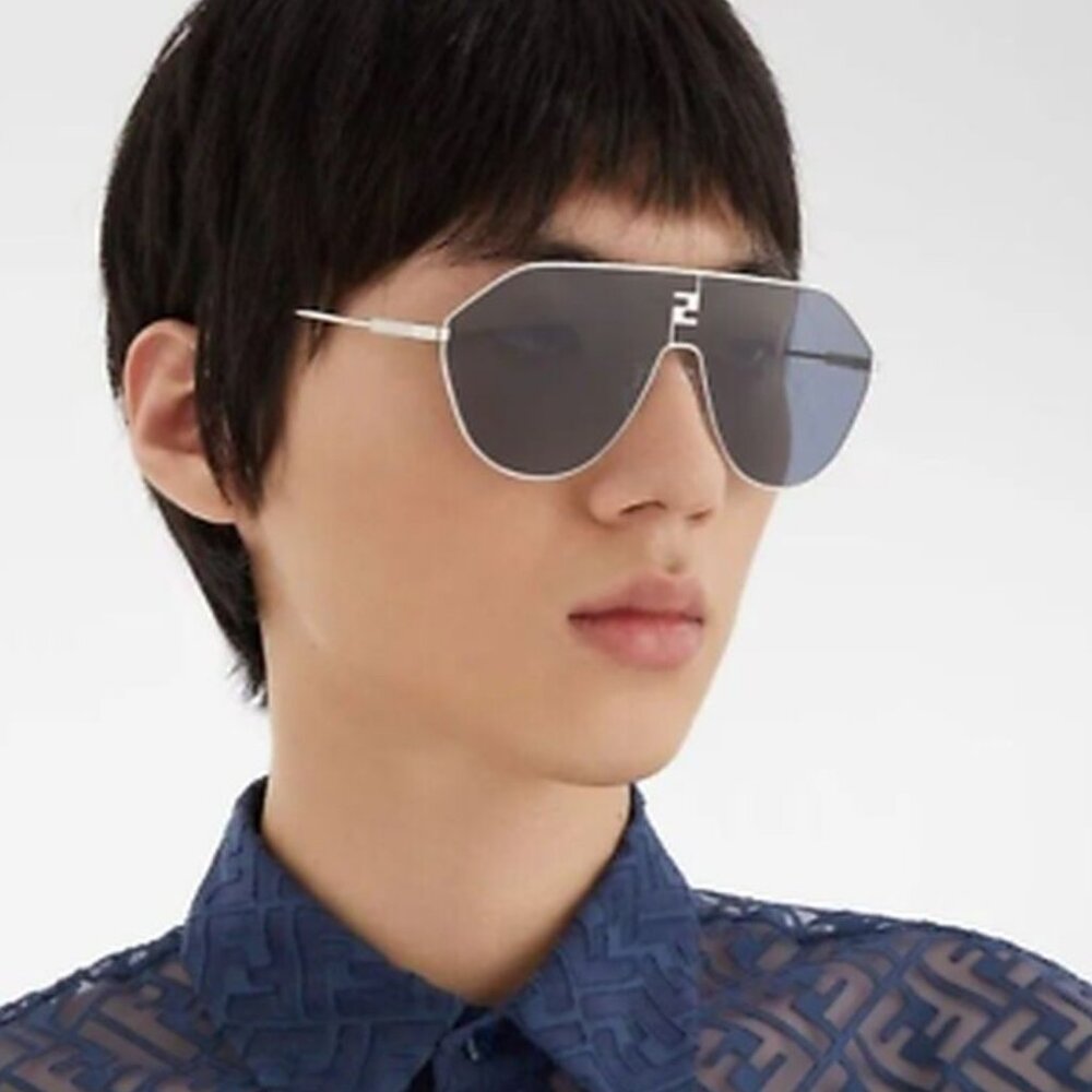NEW FENDI SUNGLASSES FE40080U 12C UNISEX SHIELD SILVER EYEWEAR